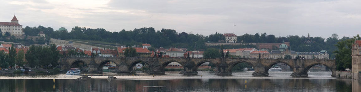 karlsbroen_panorama.jpg